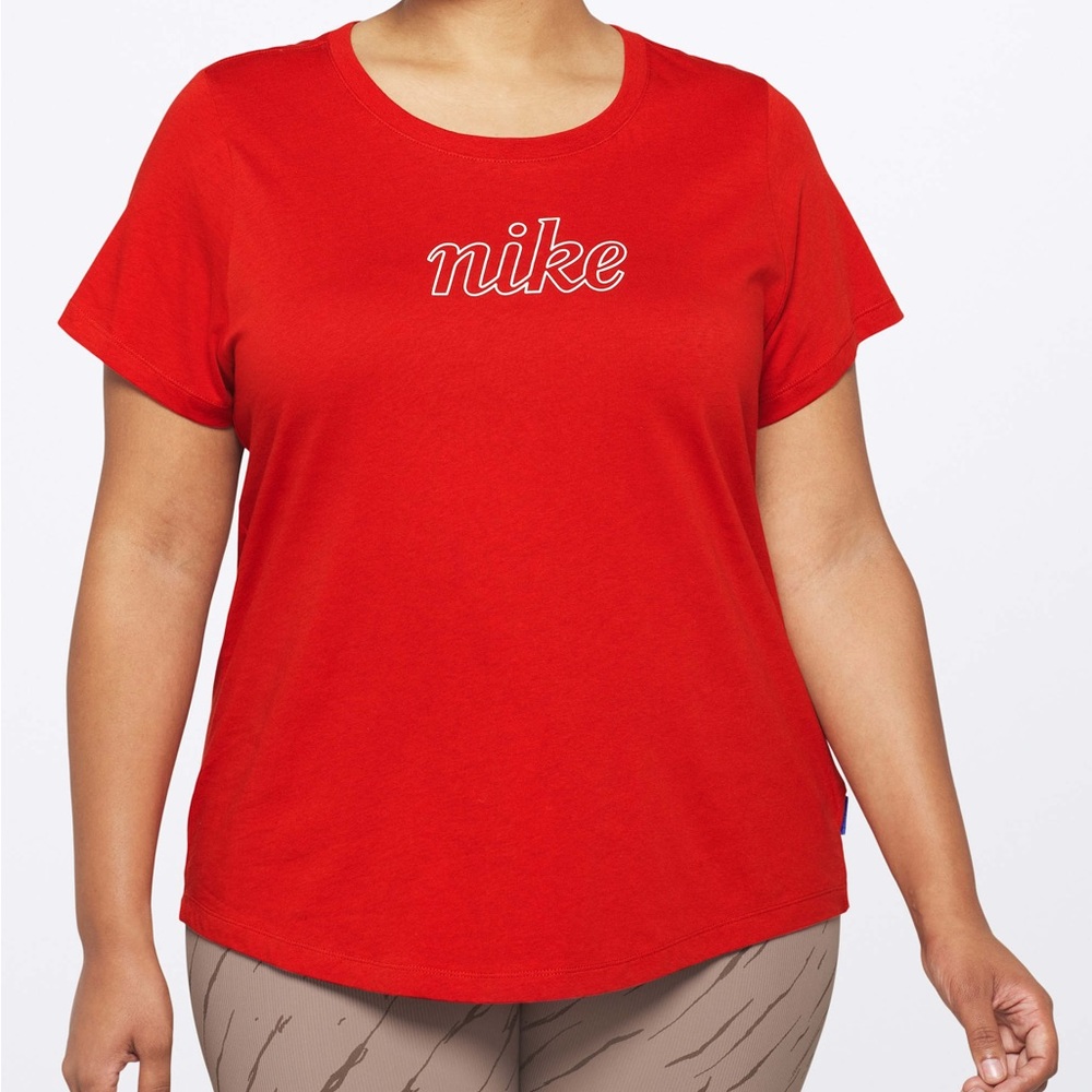 Nike Women's Red Short Sleeve Tee - Picture 5 of 7
